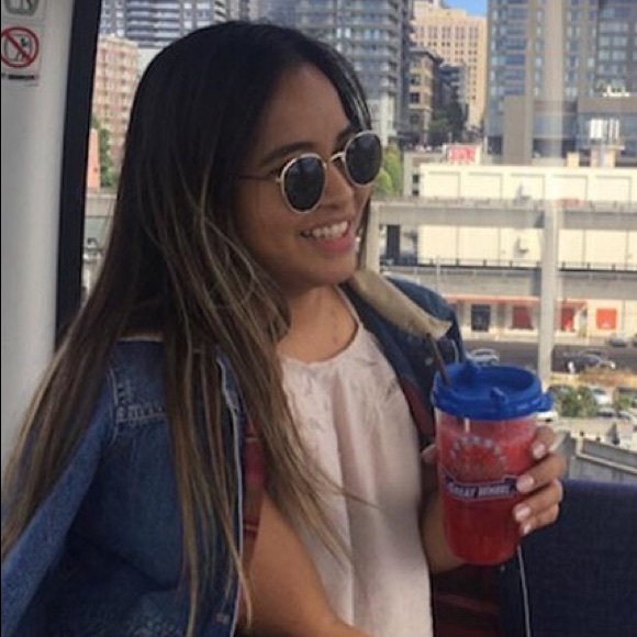 Meet your Posher, Reg - Picture 1 of 1